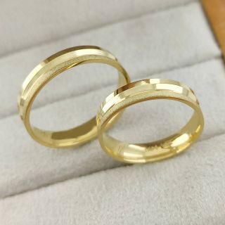 Aliança de Casamento Fina Nicarágua Ouro 18K 4mm retas c/ Zircônias