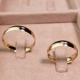 Aliança de Casamento Fina Serra Leoa Ouro 18K 4mm Abaulada c/ Diamantes
