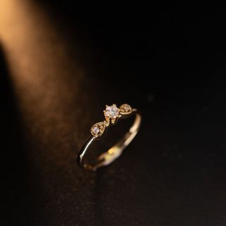 Anel de Noivado Laços Córdoba Ouro 18k c/ Diamantes